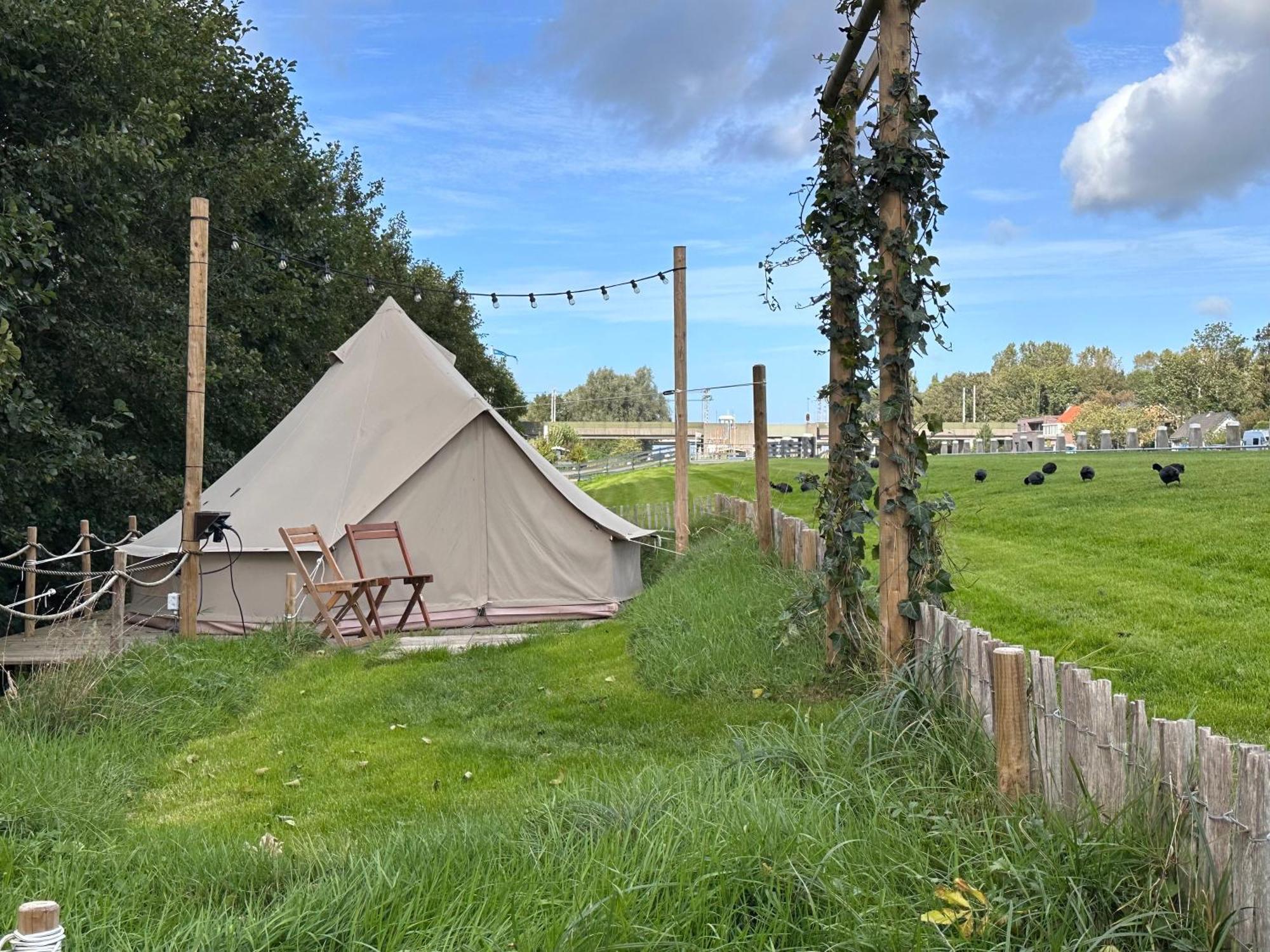 Glamping De Hof Van Eeden Warmond Exterior foto